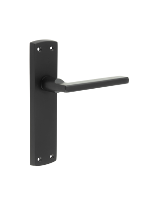Studio Black Handle